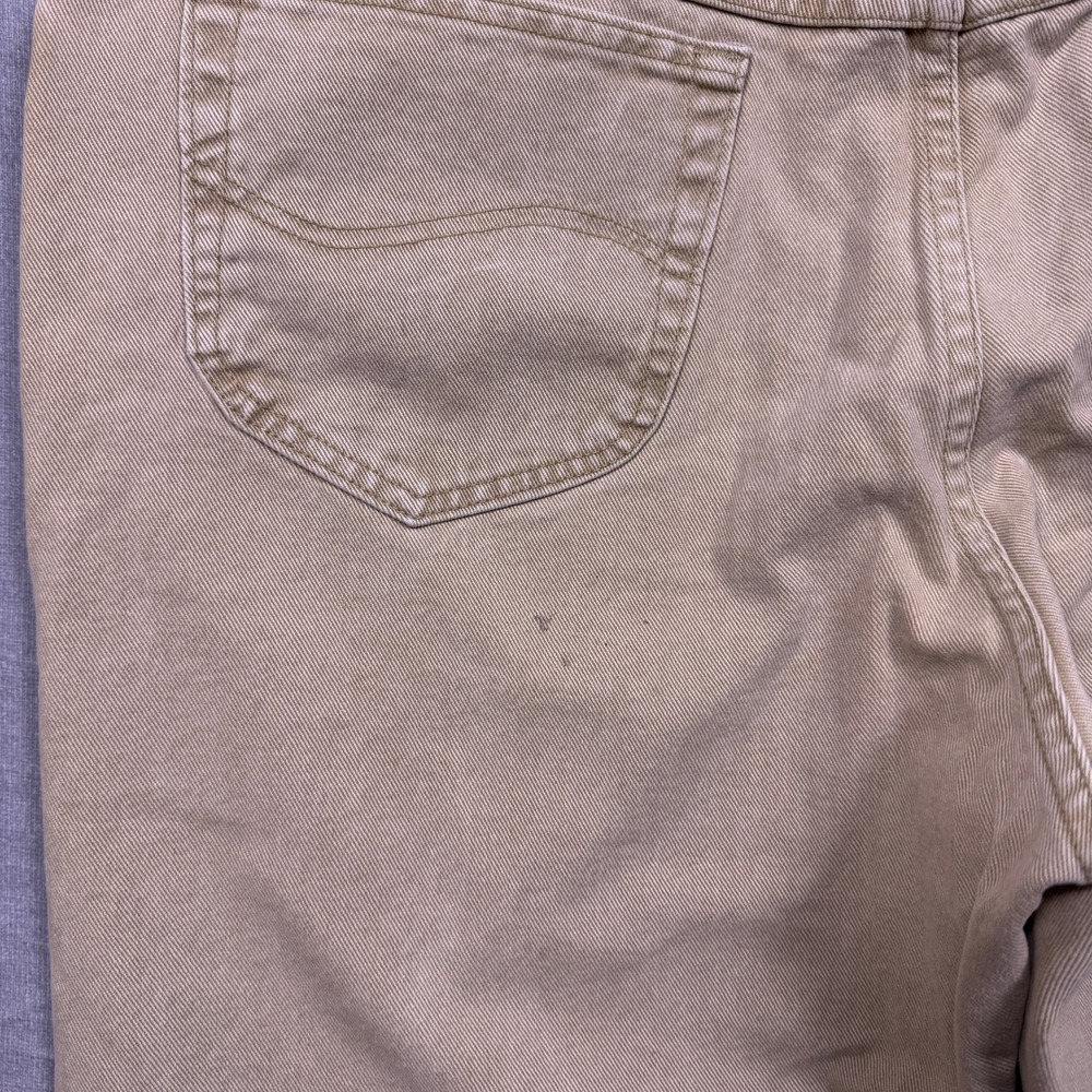 Lee Jeans Mens 42 x 29 Tan Straight‎ Leg Cotton Pants Khaki Casual - Picture 4 of 10